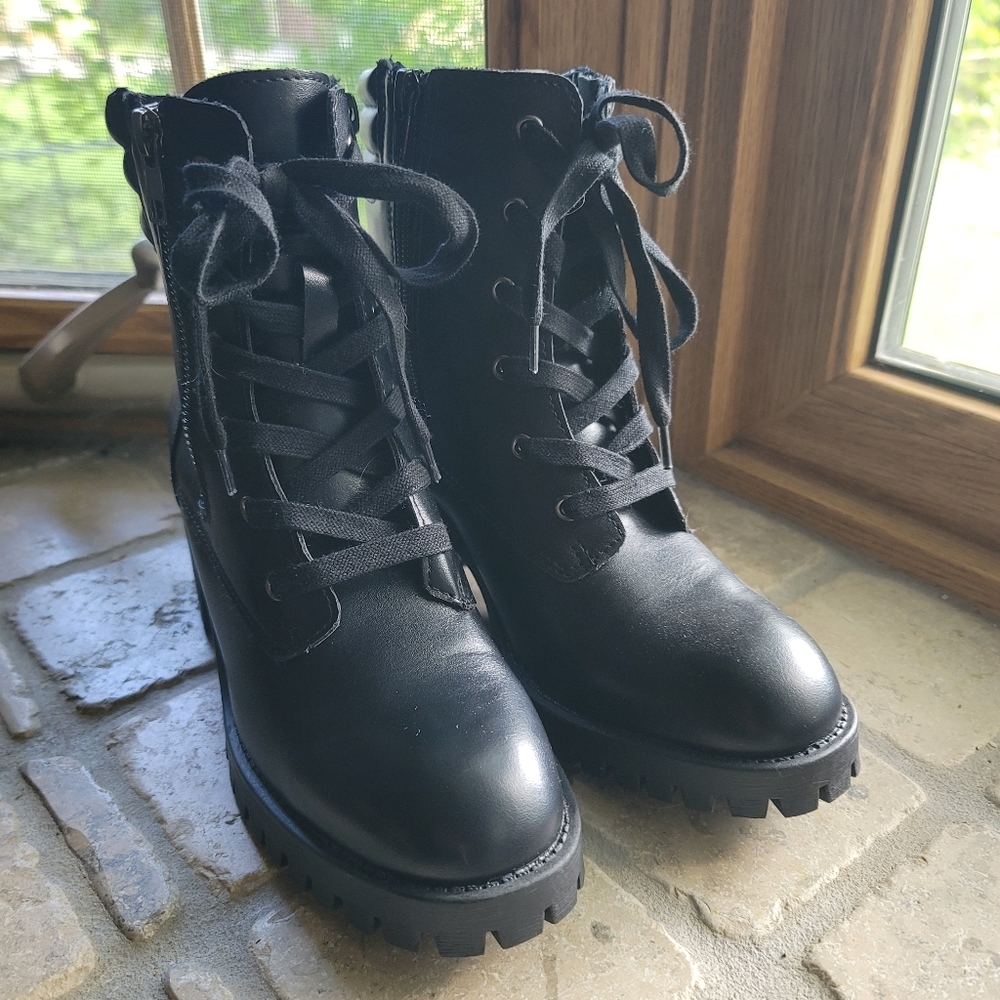 Madden girl combat boots